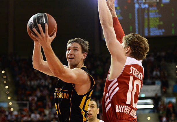 2负于突尼 2负于突尼